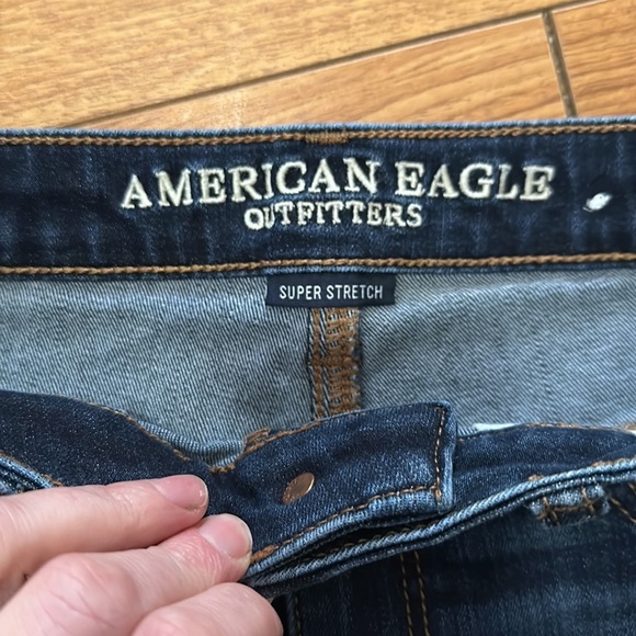American Eagle Shorts - Picture 4 of 7